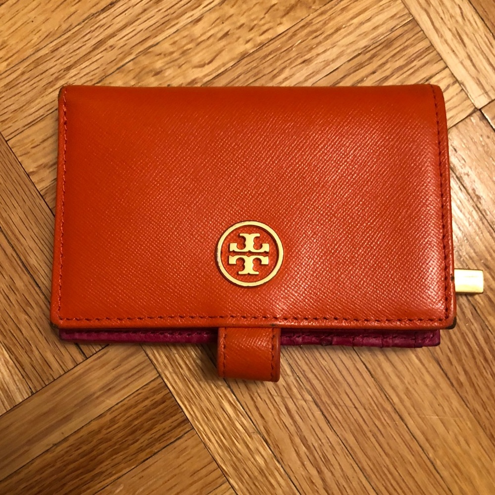 Tory Burch Snap Mini Wallet